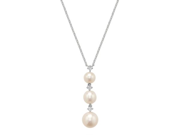 Laissez-vous envoûter par la beauté intemporelle de notre collier à pendentif en or blanc avec 3 perles et diamants.